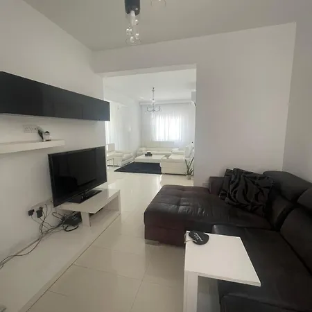 Famagusta Апартаменты Фамагуста